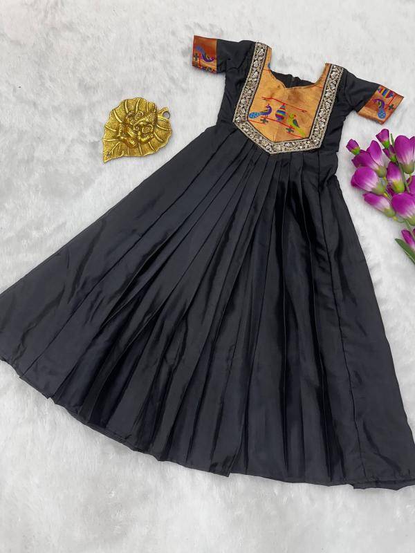 NEW LAUNCING COMBO creape Best children wear supplier in Delhi